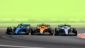 Ф1 2025: решающие финиши и гонки, где всё решалось на последнем круге Ф1 2025: решающие финиши и гонки, где всё решалось на последнем круге