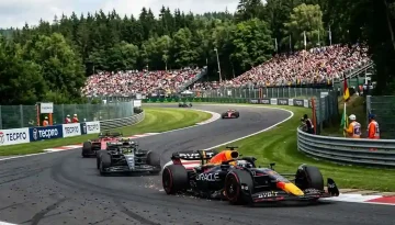 Айзек Хаджар в Red Bull: выдержит ли молодой пилот давление рядом с Ферстаппеном Айзек Хаджар в Red Bull: выдержит ли молодой пилот давление рядом с Ферстаппеном